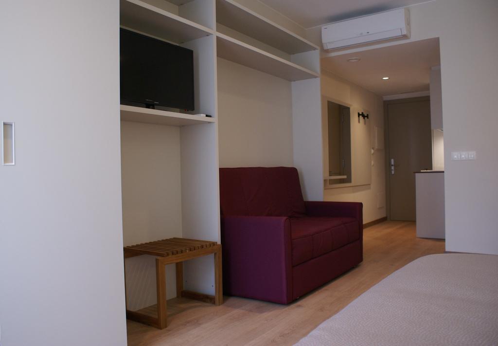 Aparthotel K Figueres  Bilik gambar