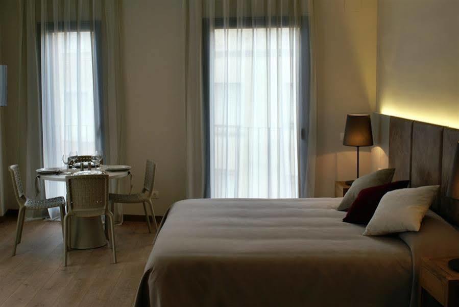 Aparthotel K Figueres  Luaran gambar
